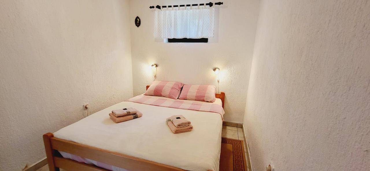 Apartments Italo By El-Pi Tours Njivice Eksteriør bilde